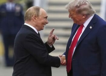 യുക്രെയ്ൻ-യുദ്ധം-അവസാനിപ്പിക്കുന്നതിനായി-അമേരിക്ക-മുന്നോട്ടുവച്ച-28-ഇന-പദ്ധതി-റഷ്യയ്ക്ക്-അനുകൂലം-എതിർപ്പുമായി-ലോകരാജ്യങ്ങൾ.-ഇത്-അന്തിമ-കരാർ-അല്ലെന്ന്-ട്രംപ്