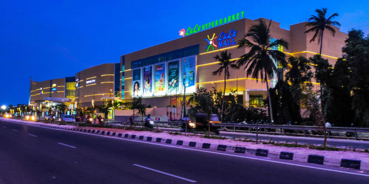 തിരുവനന്തപുരം-ലുലുമാളിൽ-എഐ-+-റോബോട്ടിക്സ്-ടെക്സ്പോ;-സാങ്കേതിക-വിദ്യകൾ-പരിചയപ്പെടാം