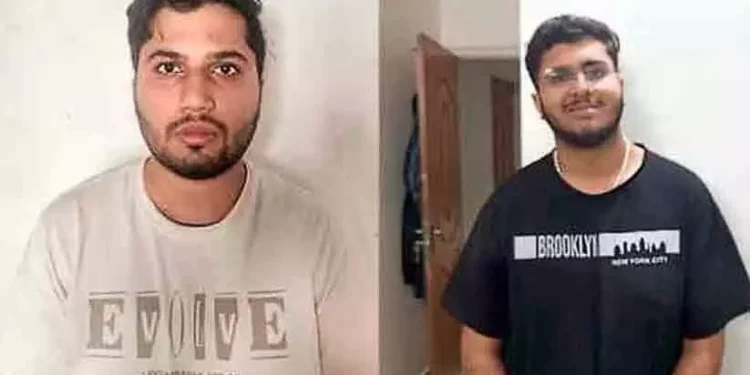 കോളജ്-ഹോസ്റ്റലിൽ-റെയ്ഡ്;-കഞ്ചാവുമായി-രണ്ട്-വിദ്യാർഥികൾ-അറസ്റ്റിൽ