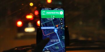 ഗൂഗിള്‍-മാപ്പിനോട്-ഇനി-സംസാരിച്ച്-വണ്ടിയോടിക്കാം;-പുതിയ-ഫീച്ചറുമായി-ഗൂഗിൾ