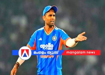 സൂര്യകുമാർ യാദവിന്റെ മോശം ഫോം: ആരാധകർ ടീമിൽ നിന്ന് മാറ്റണമെന്ന് ആവശ്യപ്പെടുന്നു