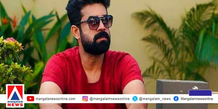 പുരുഷന്മാരെ ആക്രമിക്കാൻ ഒത്തുകൂടുന്ന പെണ്ണുങ്ങളുടെ വാട്‌സ്ആപ്പ് ഗ്രൂപ്പ്; ഡബ്ല്യുസിസിയെ അധിക്ഷേപിച്ച് വിജയ് ബാബു