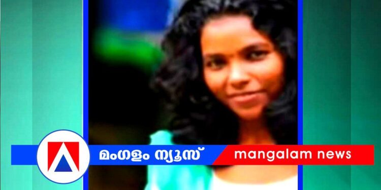 ​ഫേസ് ക്രീം മാറ്റിവെച്ചതിന് തർക്കം; 70 വയസ്സുകാരിയായ അമ്മയുടെ വാരിയെല്ല് കമ്പിപ്പാര കൊണ്ട് തല്ലിയൊടിച്ച് മകൾ